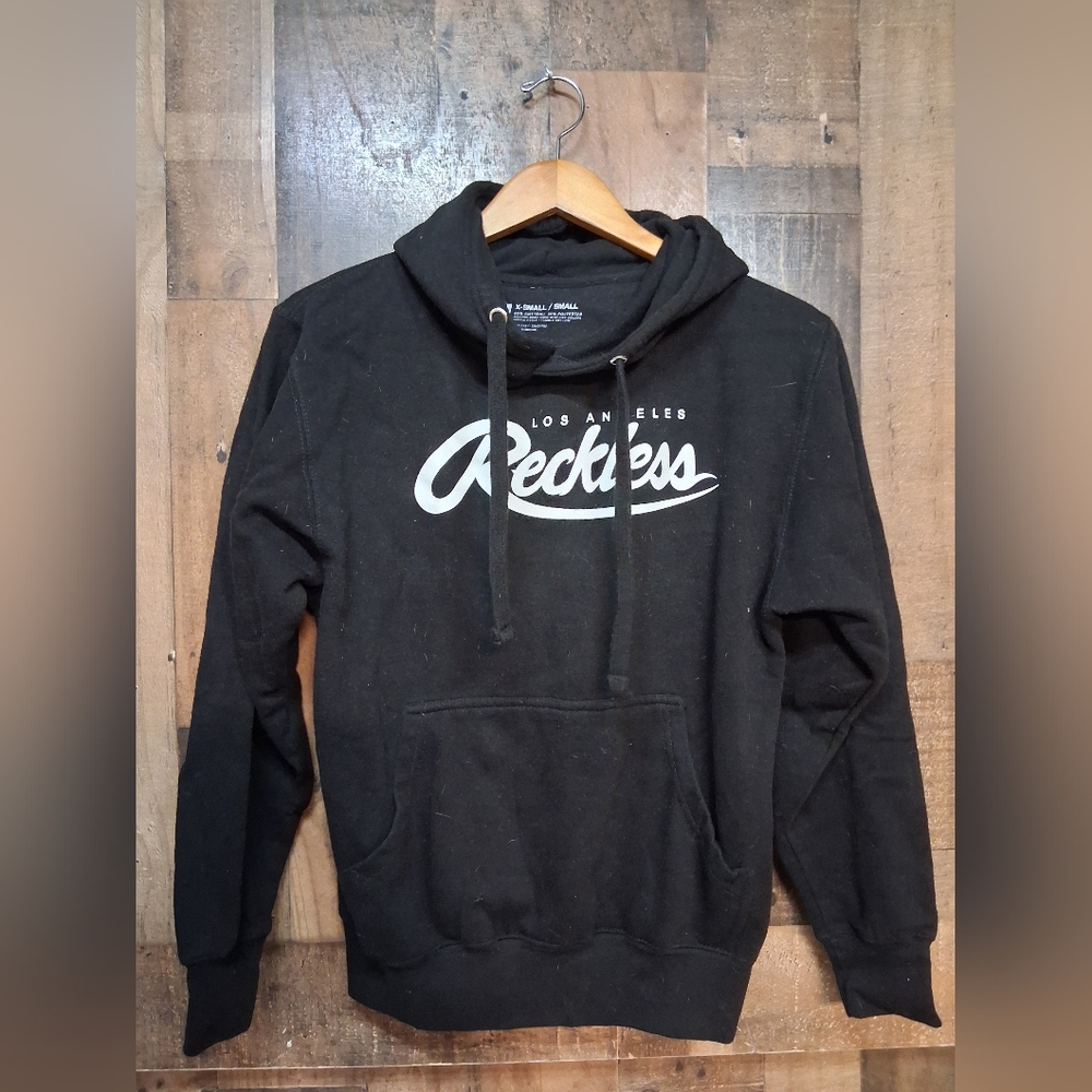 Young & Reckless Y&R Black Hoodie Size Medium - Picture 1 of 3